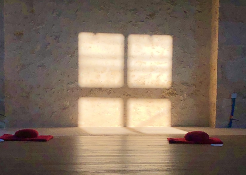 95E7EEA6-DCFB-4AA1-A445-6F0D0F54890C